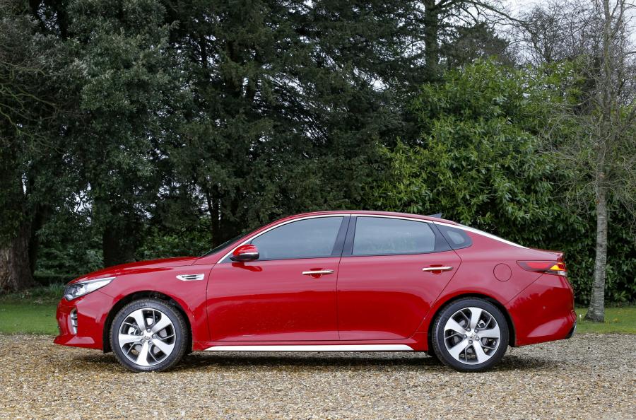  Kia Optima GT Line S 2017 года  (UK) (фото 4 из 20)